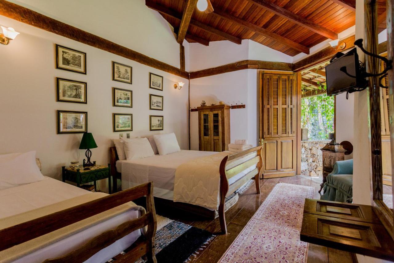 إلهابيلا Feiticeira Guesthouse الغرفة الصورة