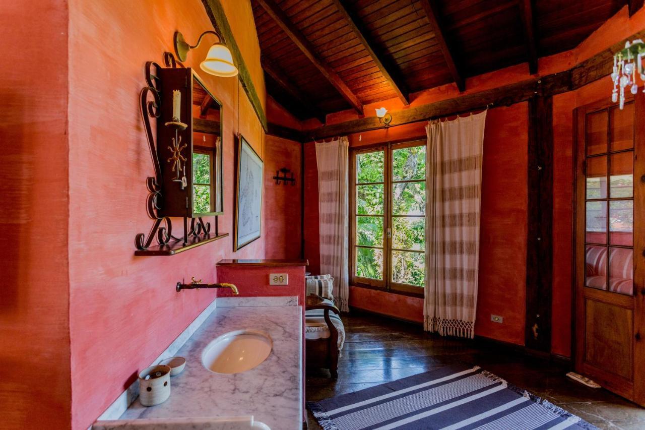 إلهابيلا Feiticeira Guesthouse الغرفة الصورة