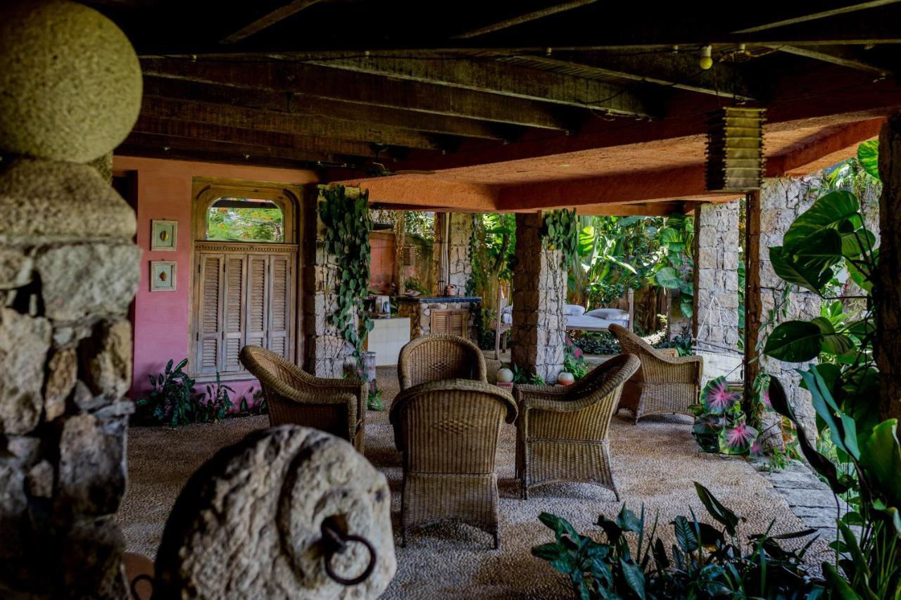 إلهابيلا Feiticeira Guesthouse الغرفة الصورة